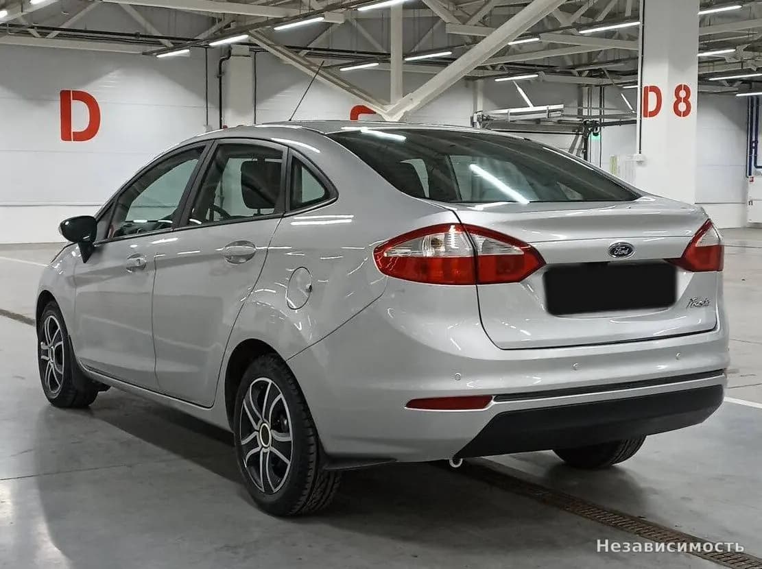 Ford Fiesta 2015 с пробегом — фото 7