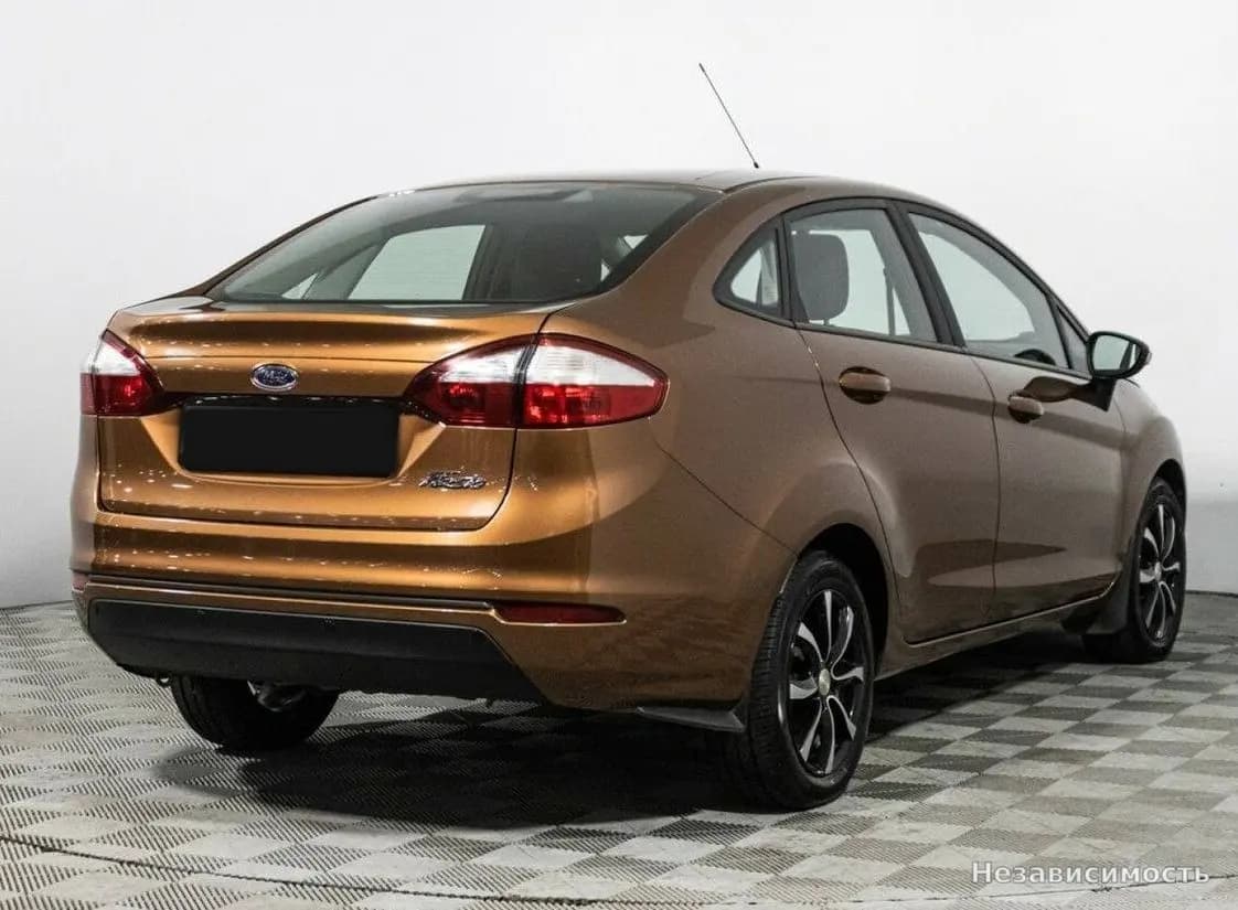 Ford Fiesta 2016 с пробегом — фото 5