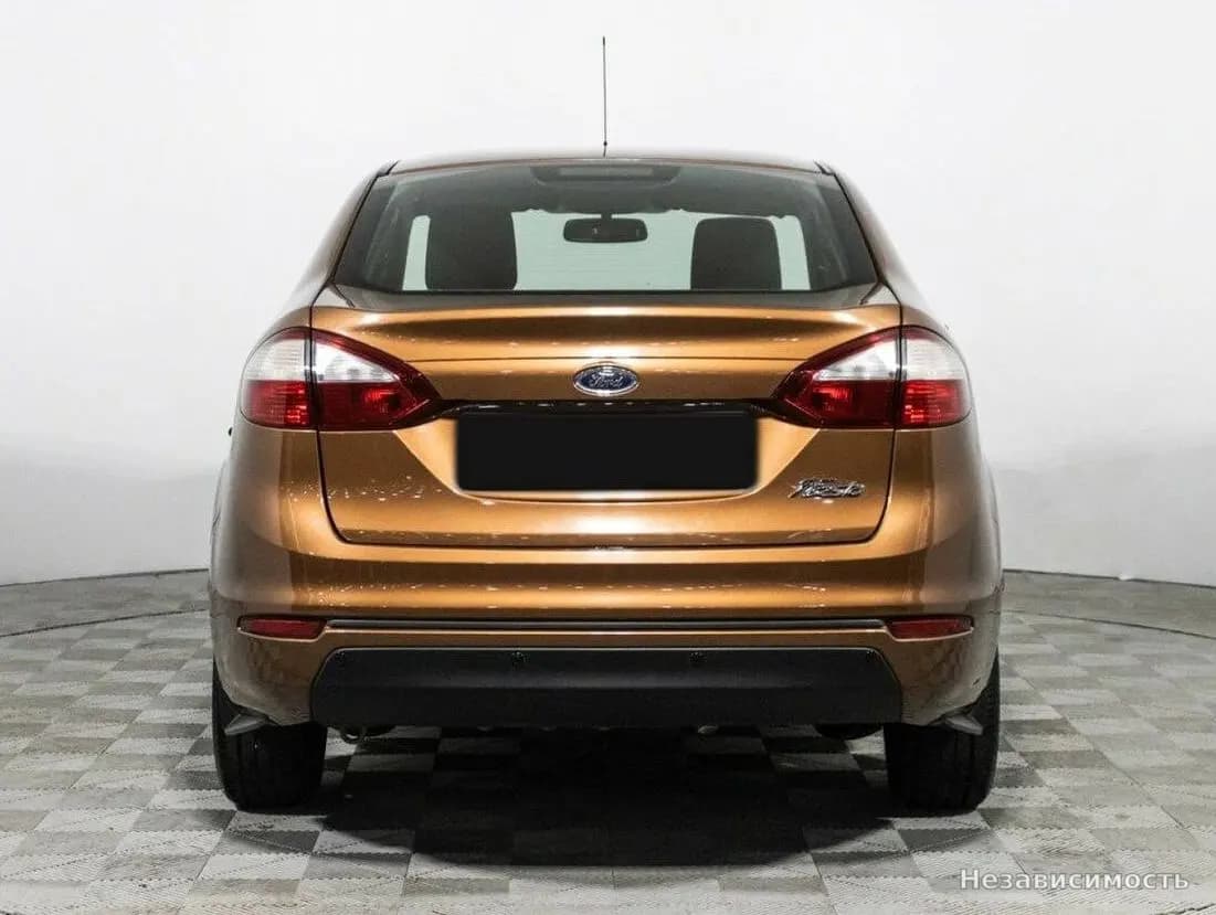 Ford Fiesta 2016 с пробегом — фото 6