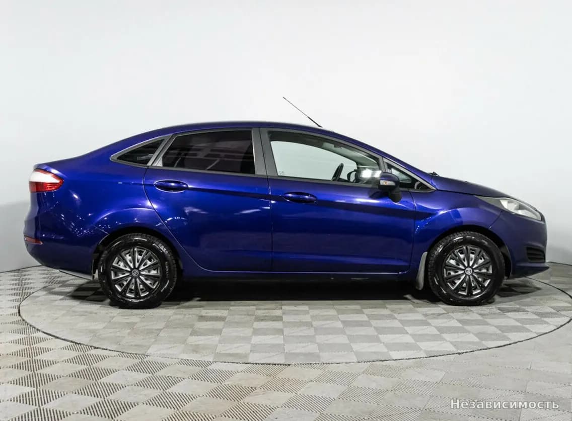 Ford Fiesta 2015 с пробегом — фото 4