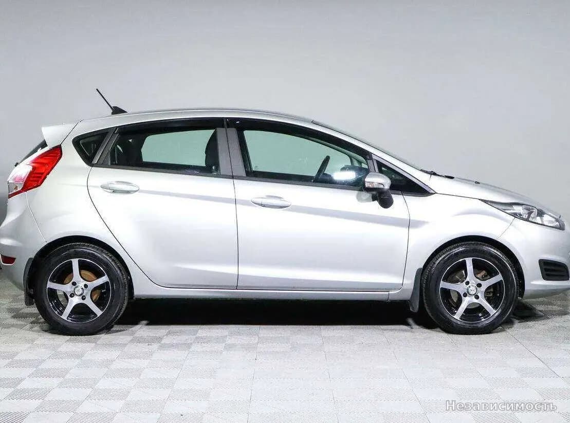 Ford Fiesta 2017 с пробегом — фото 4