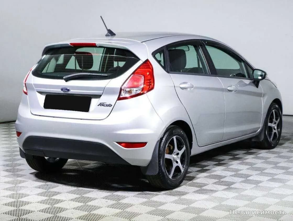 Ford Fiesta 2017 с пробегом — фото 5