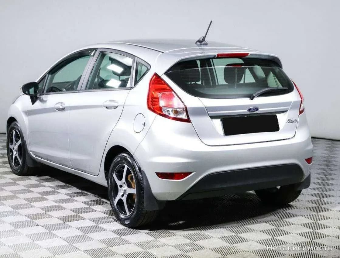 Ford Fiesta 2017 с пробегом — фото 7