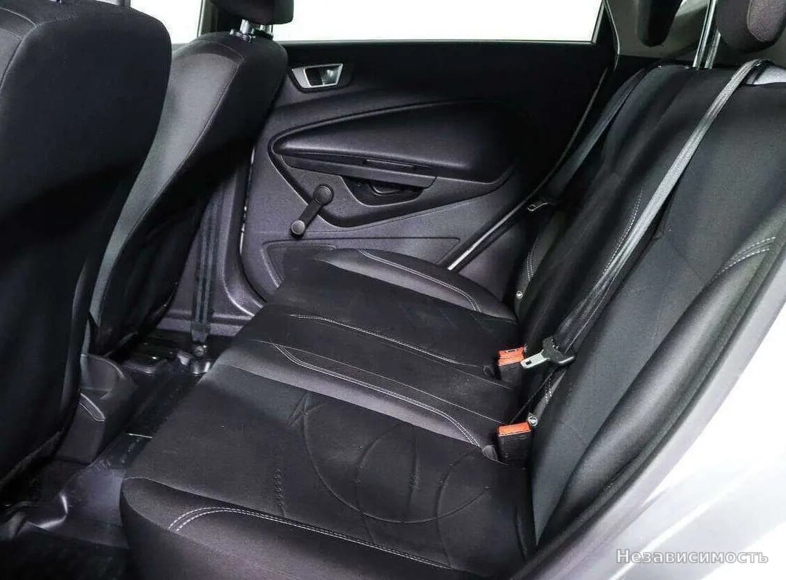 Ford Fiesta 2017 с пробегом — фото 10