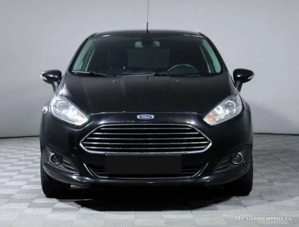 Ford Fiesta 2015 с пробегом — фото 2