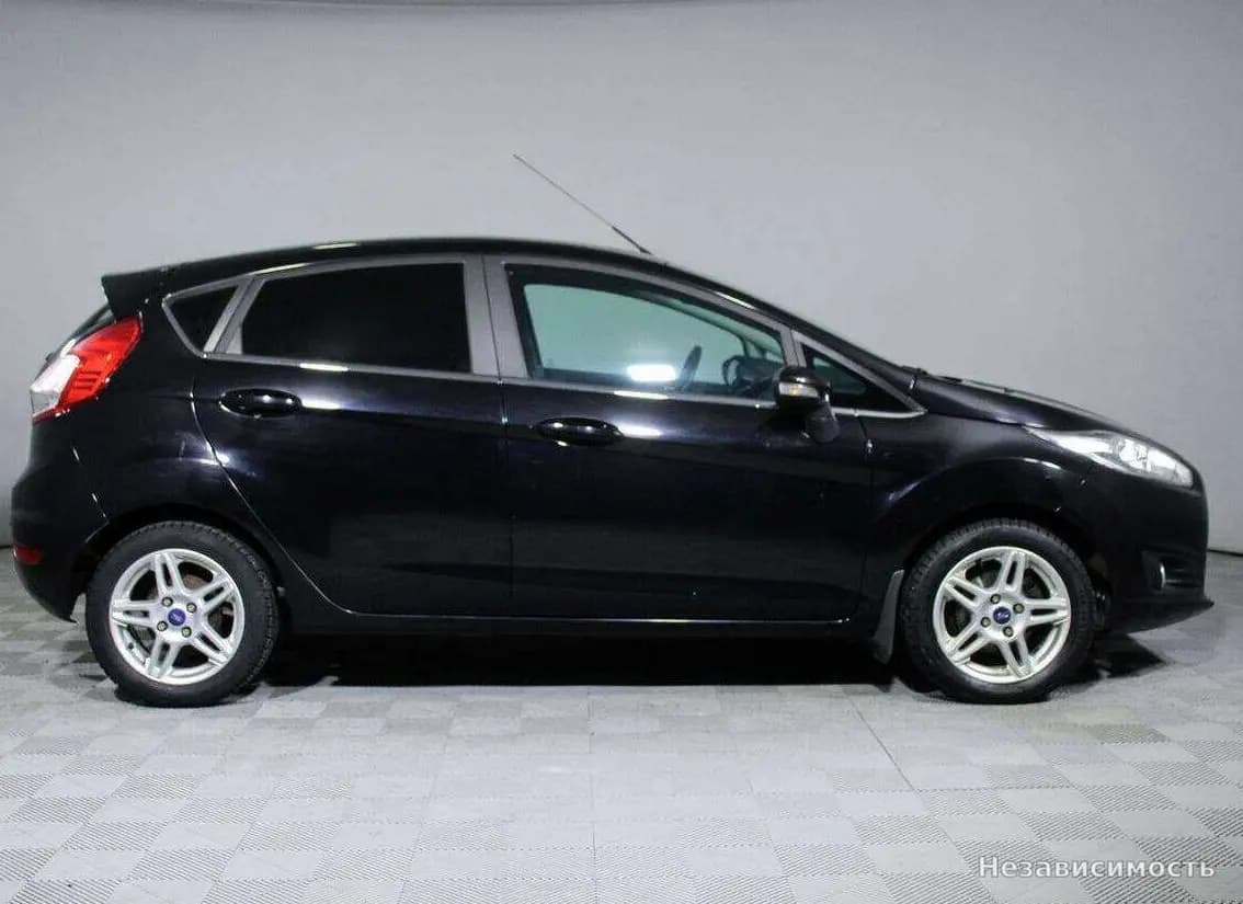 Ford Fiesta 2015 с пробегом — фото 4