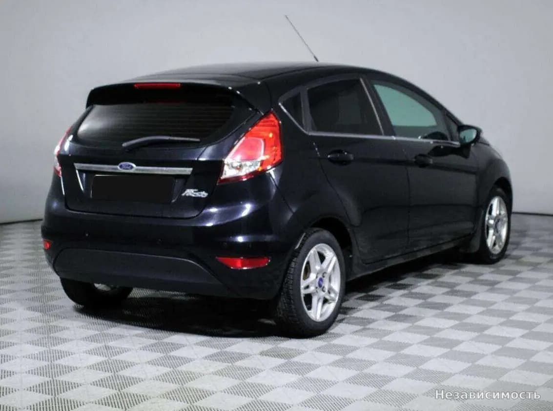 Ford Fiesta 2015 с пробегом — фото 5