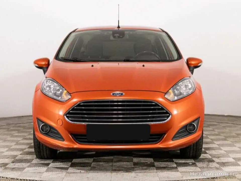 Ford Fiesta 2015 с пробегом — фото 2