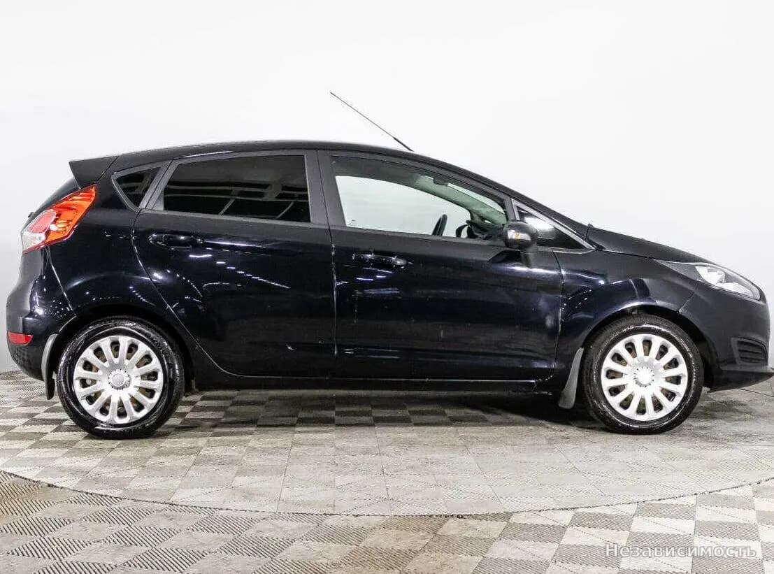 Ford Fiesta 2016 с пробегом — фото 4