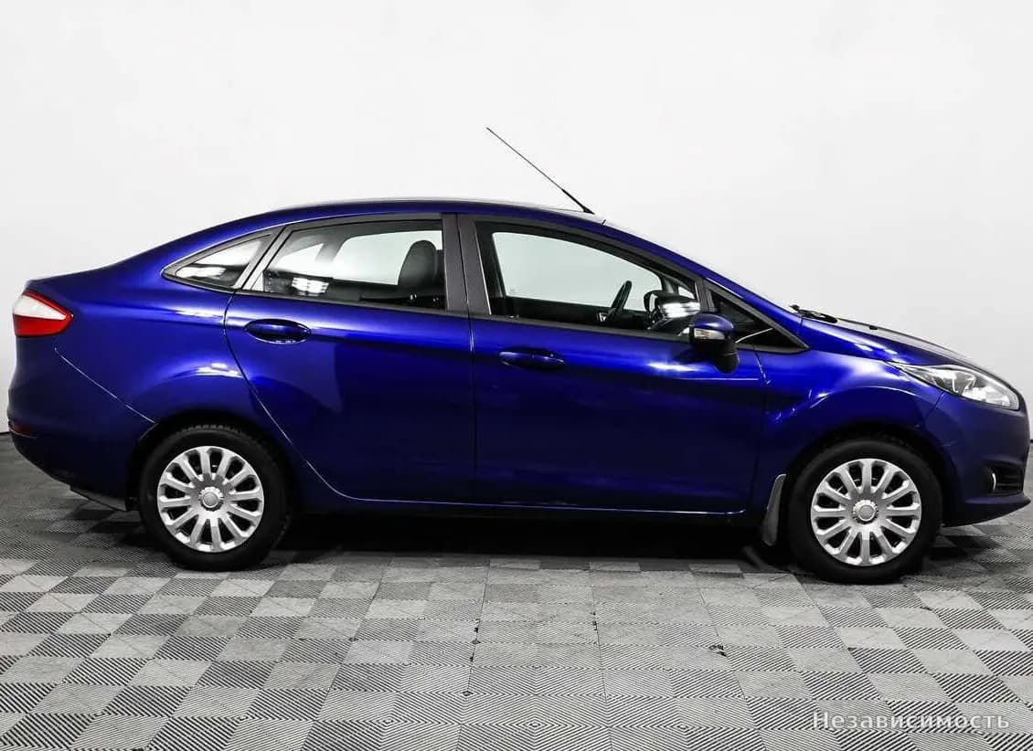 Ford Fiesta 2015 с пробегом — фото 4