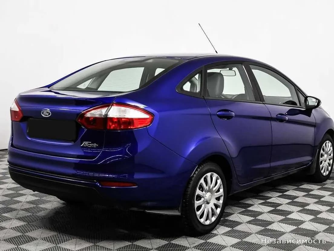 Ford Fiesta 2015 с пробегом — фото 5