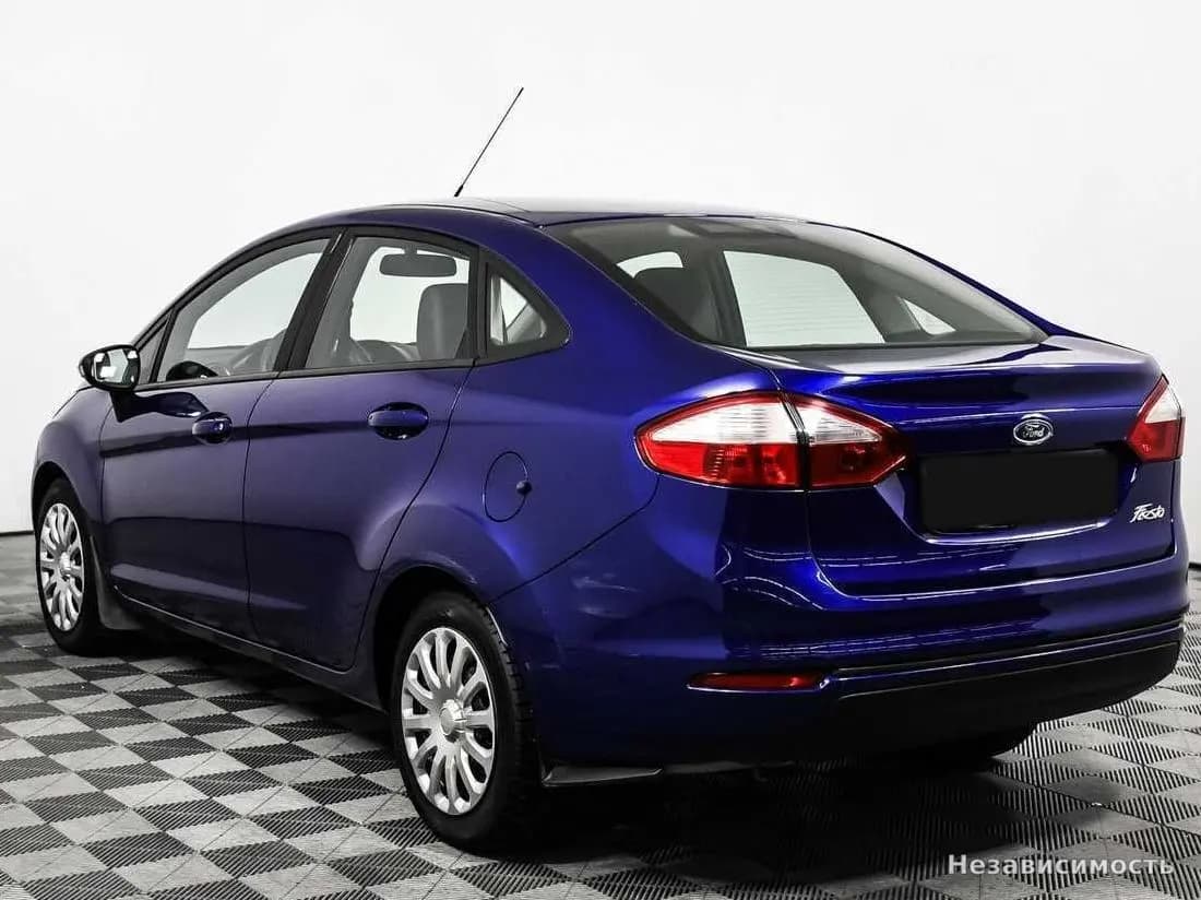 Ford Fiesta 2015 с пробегом — фото 7