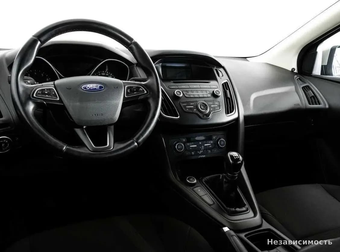 Ford Focus 2017 с пробегом — фото 9