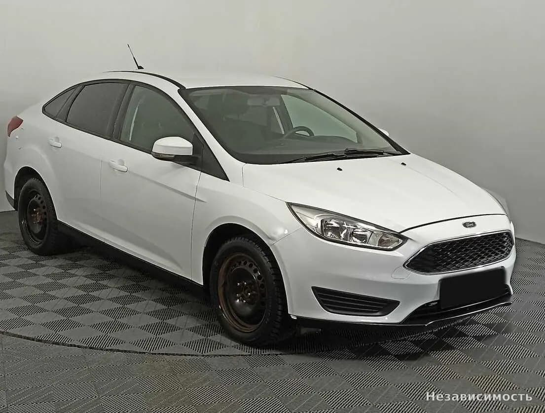 Ford Focus 2018 с пробегом — фото 3