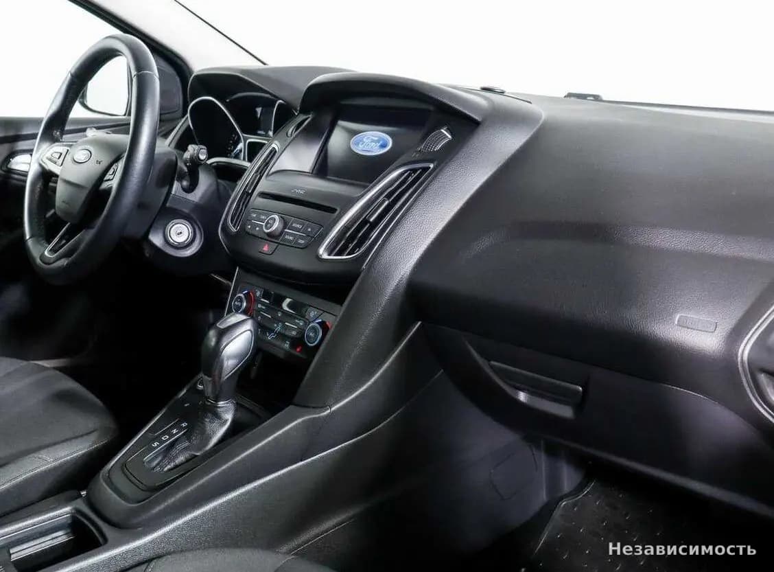 Ford Focus 2019 с пробегом — фото 7