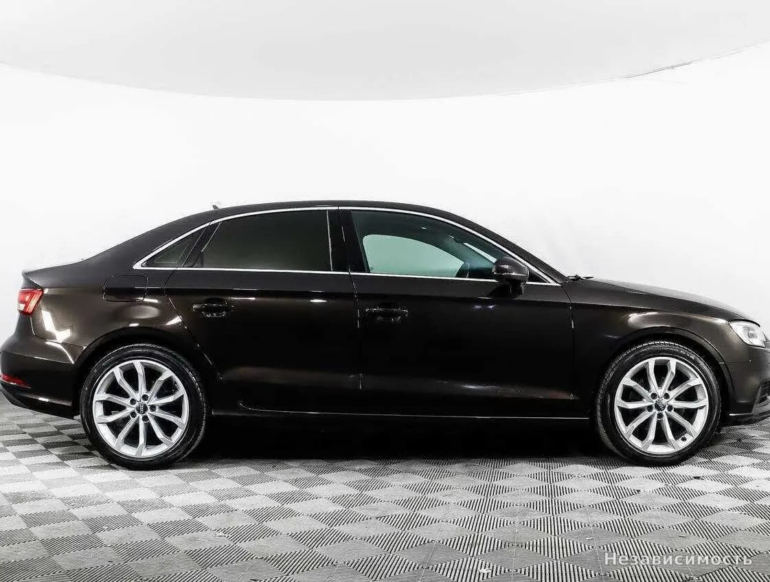 Audi A3 2016 с пробегом — фото 4