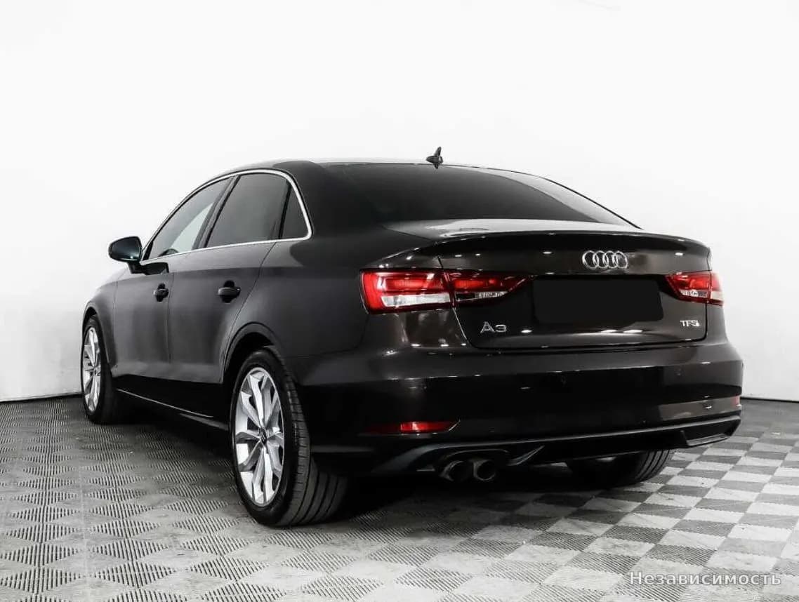 Audi A3 2016 с пробегом — фото 7