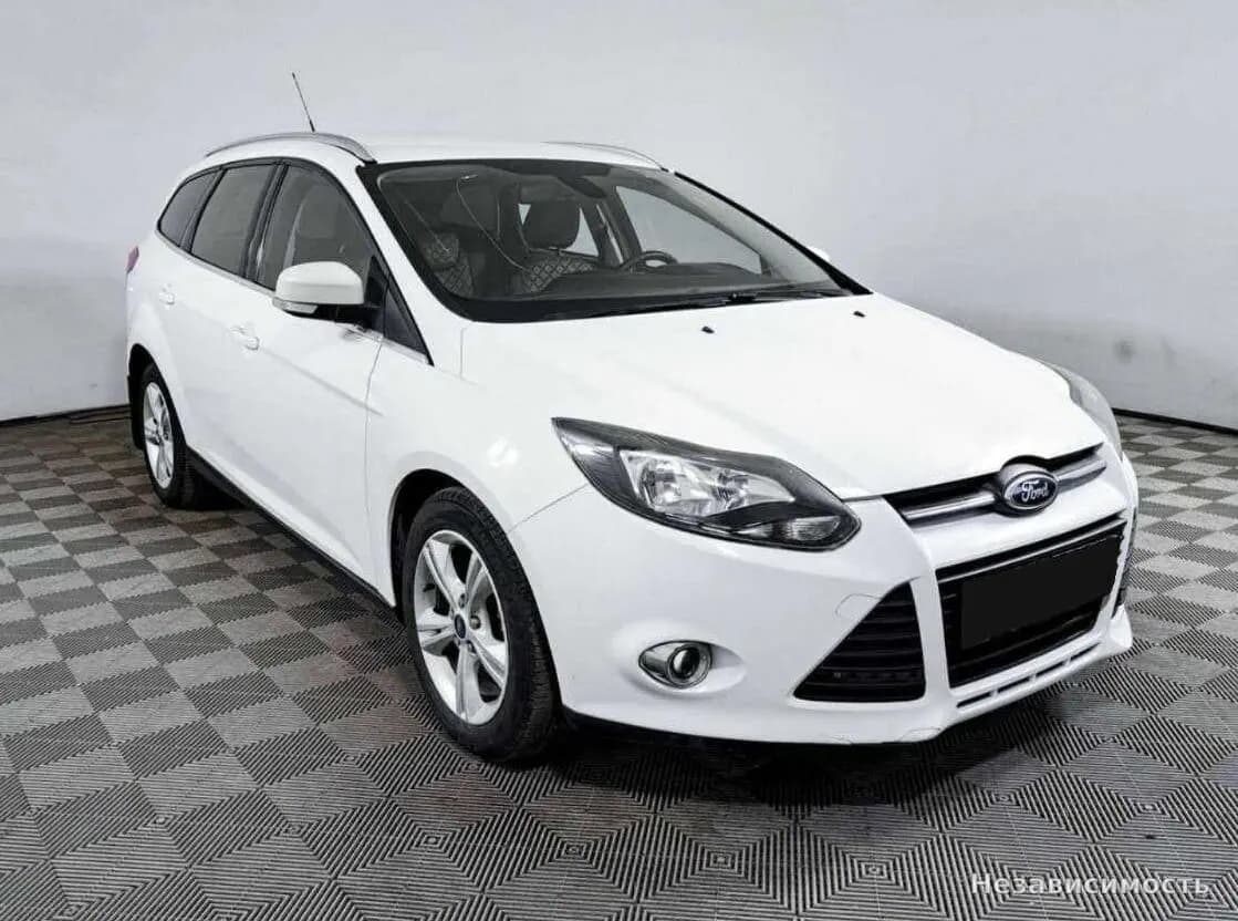Ford Focus 2012 с пробегом — фото 3