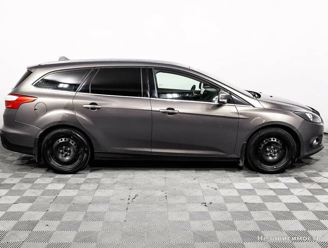 Ford Focus 2013 с пробегом — фото 4