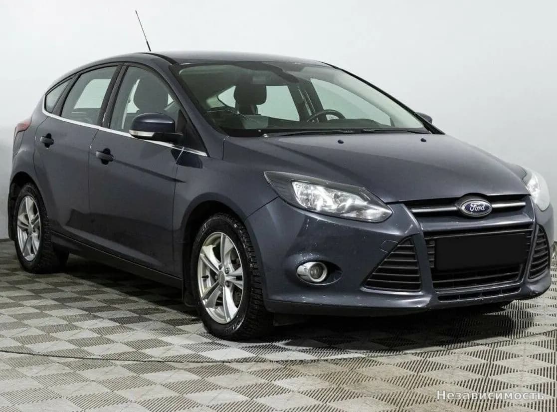 Ford Focus 2013 с пробегом — фото 3