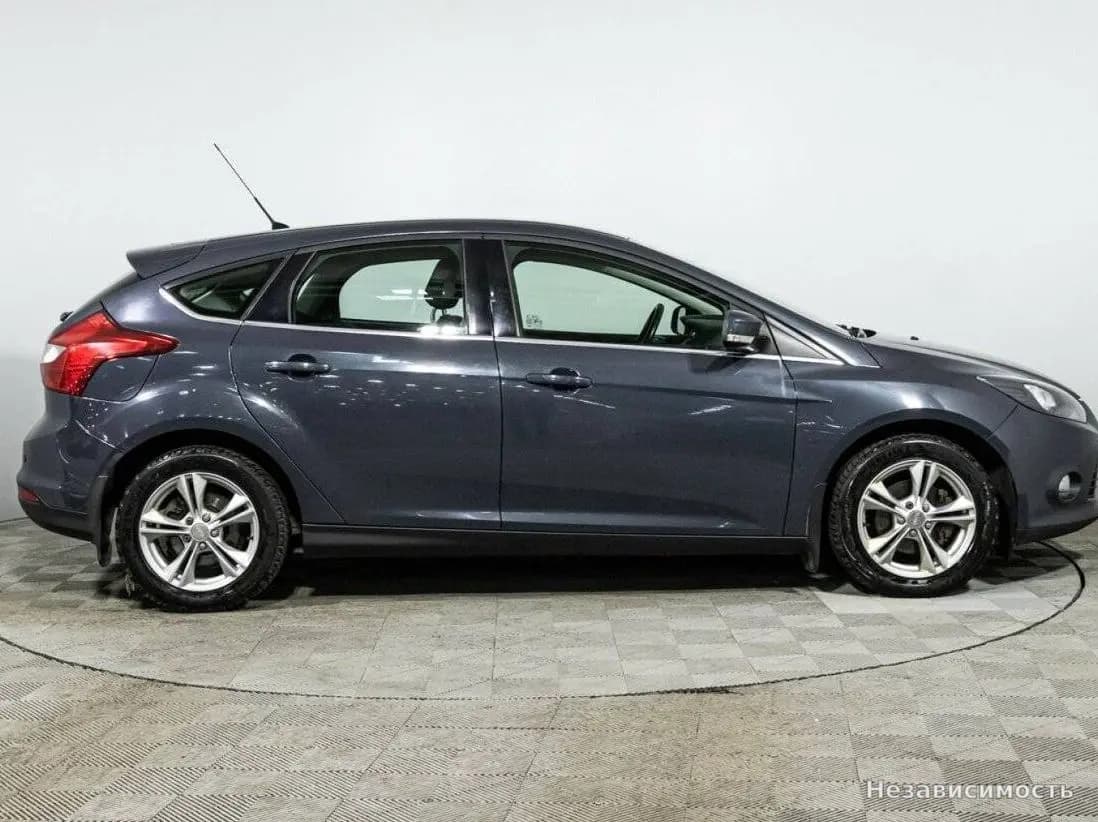 Ford Focus 2013 с пробегом — фото 4