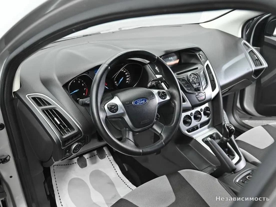 Ford Focus 2014 с пробегом — фото 7