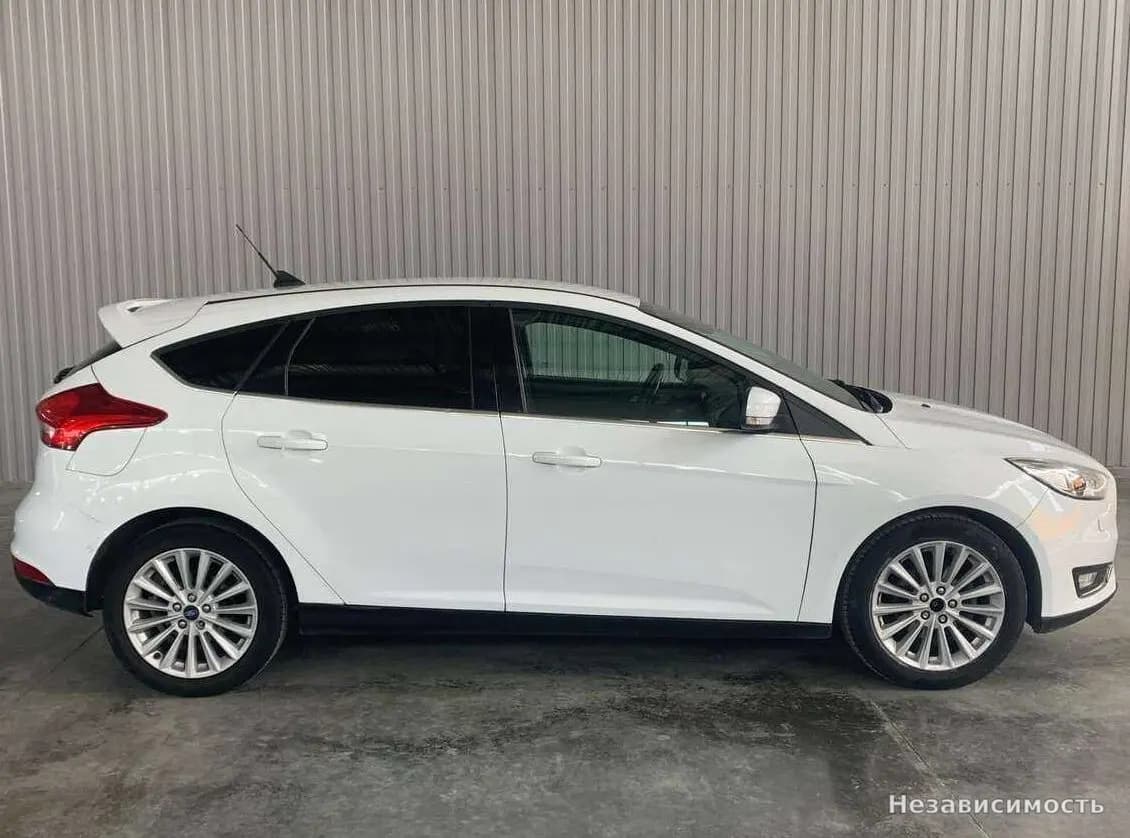 Ford Focus 2019 с пробегом — фото 4