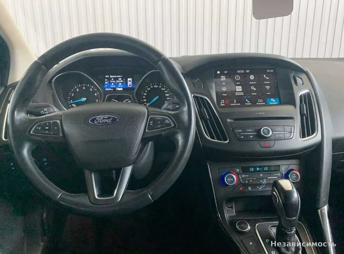 Ford Focus 2019 с пробегом — фото 10