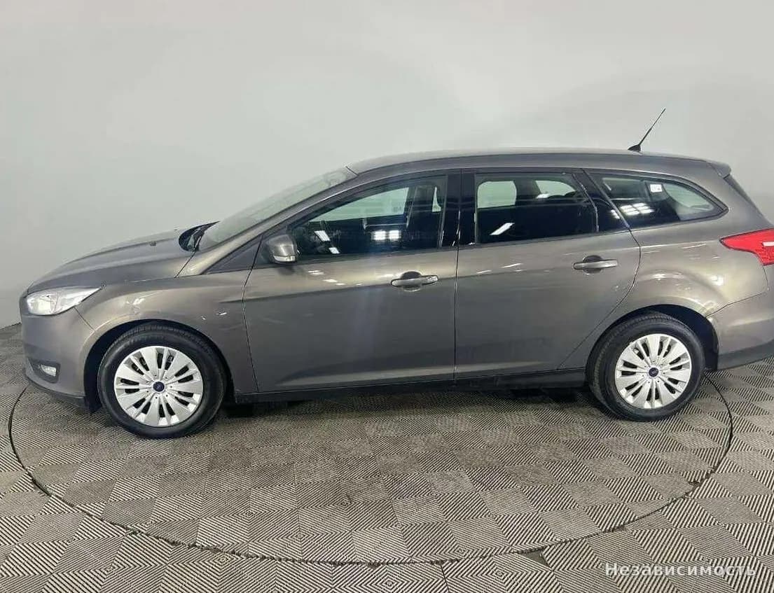Ford Focus 2016 с пробегом — фото 5
