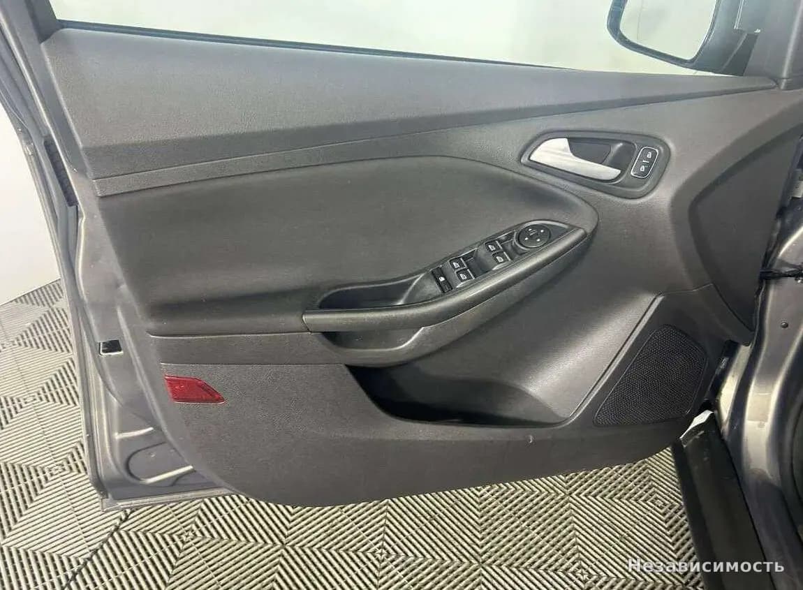 Ford Focus 2016 с пробегом — фото 8