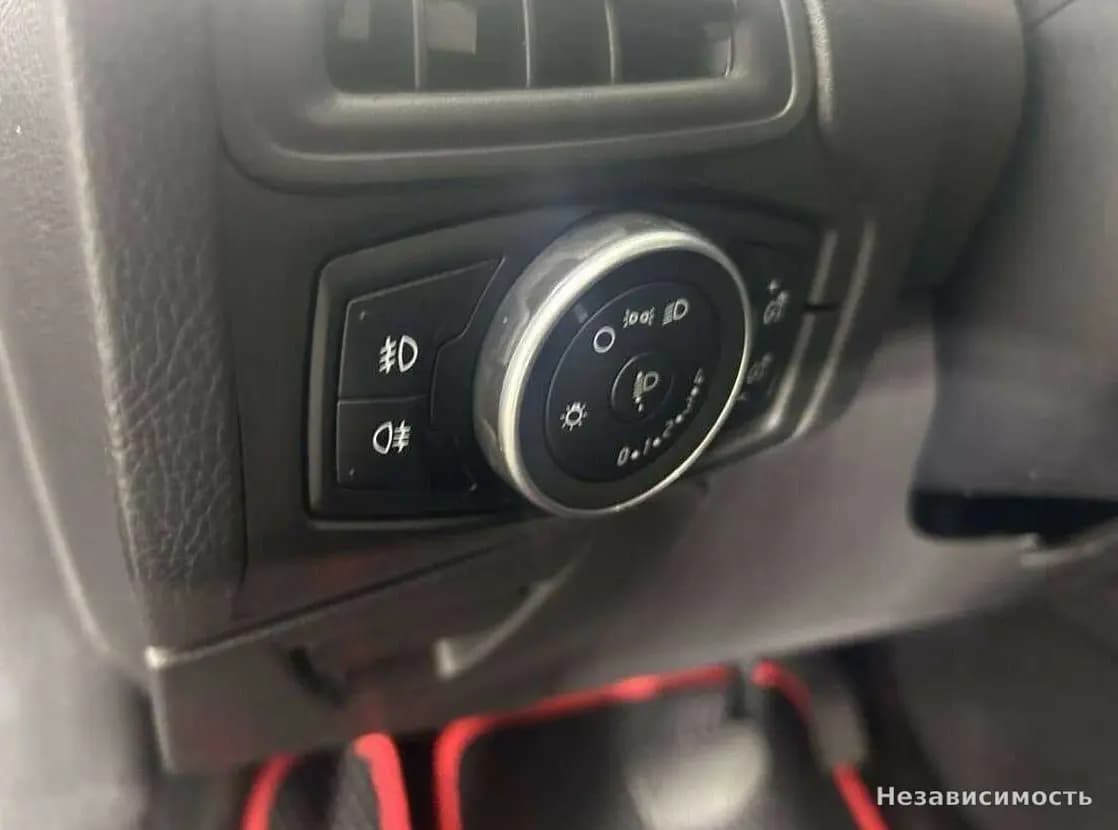 Ford Focus 2016 с пробегом — фото 9