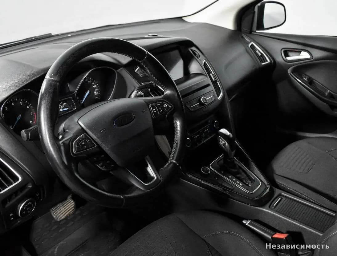 Ford Focus 2017 с пробегом — фото 9