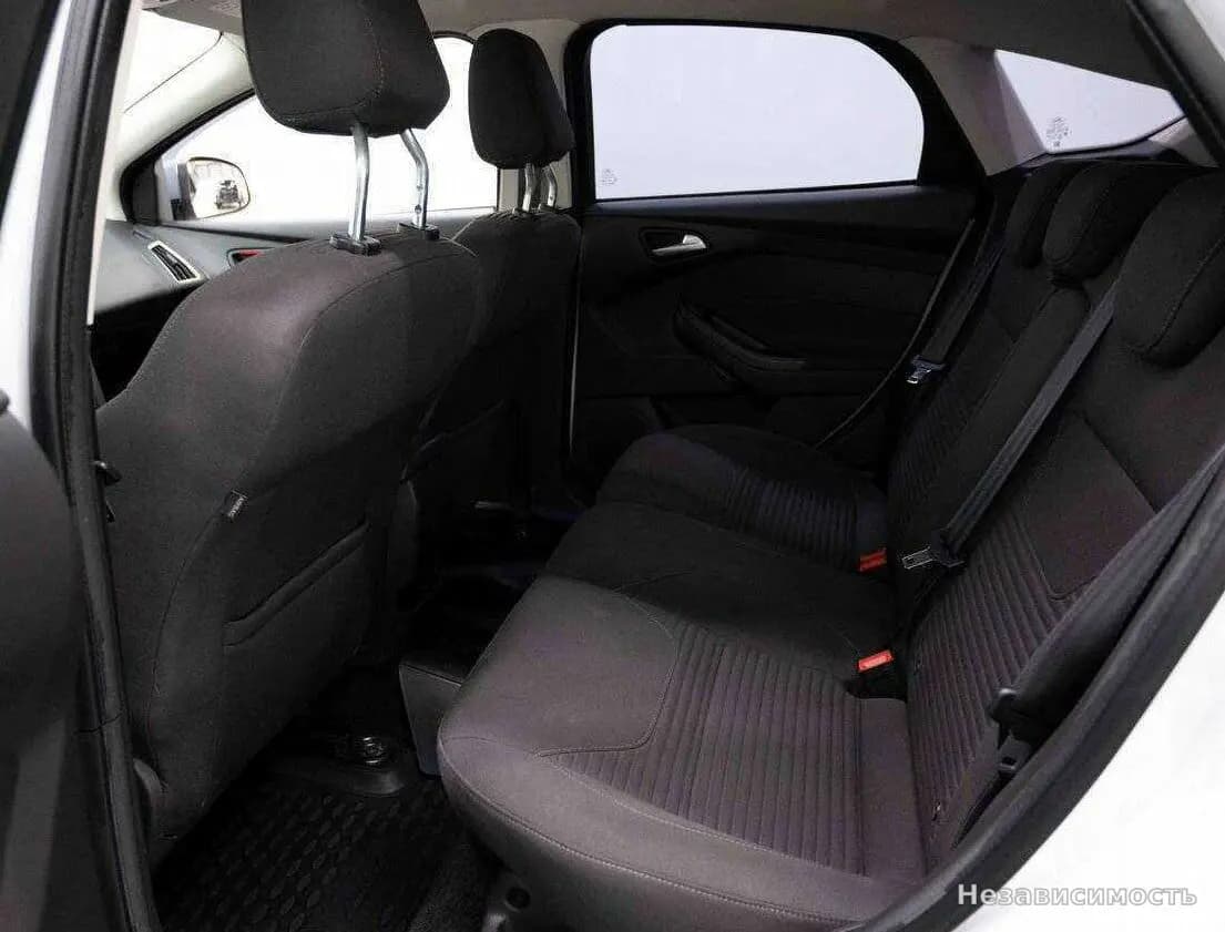 Ford Focus 2016 с пробегом — фото 9