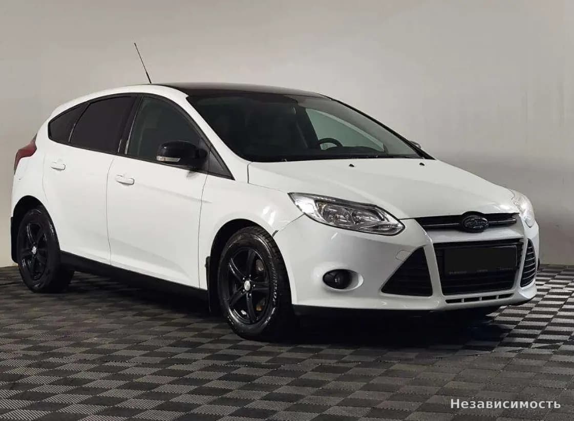 Ford Focus 2014 с пробегом — фото 3