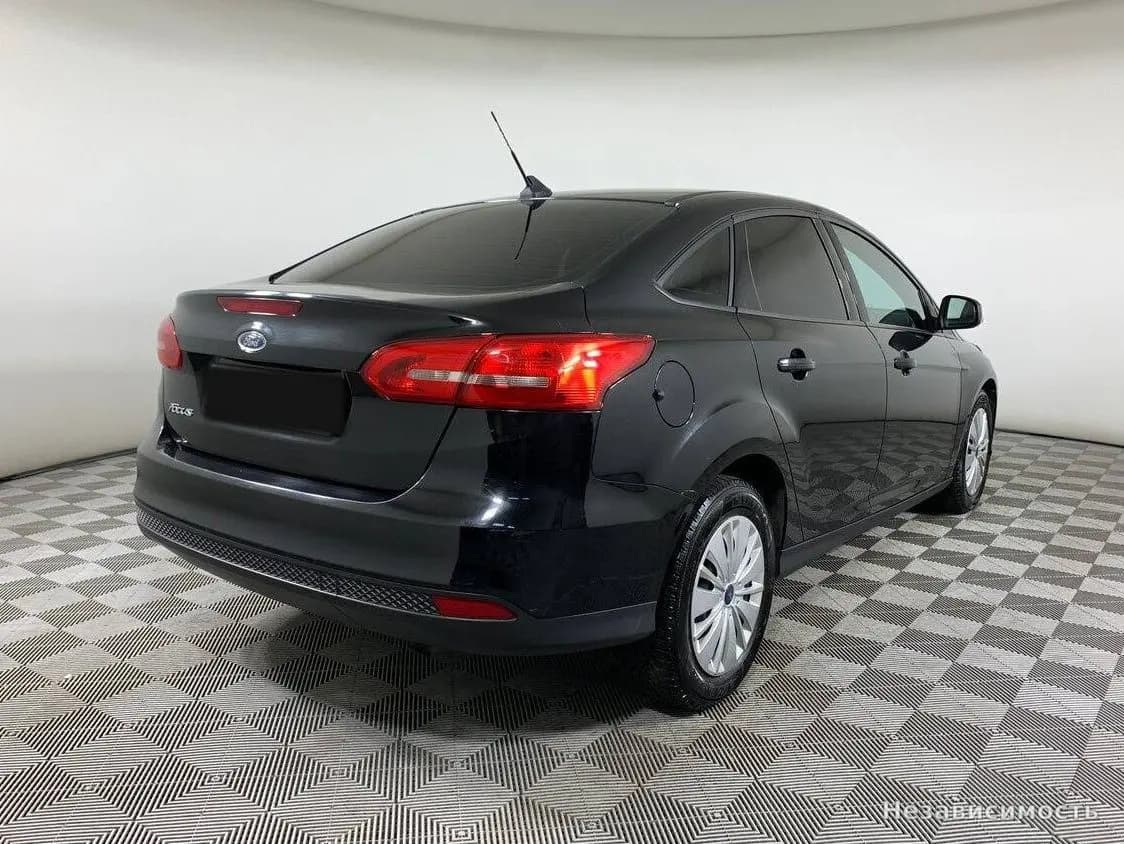 Ford Focus 2017 с пробегом — фото 5