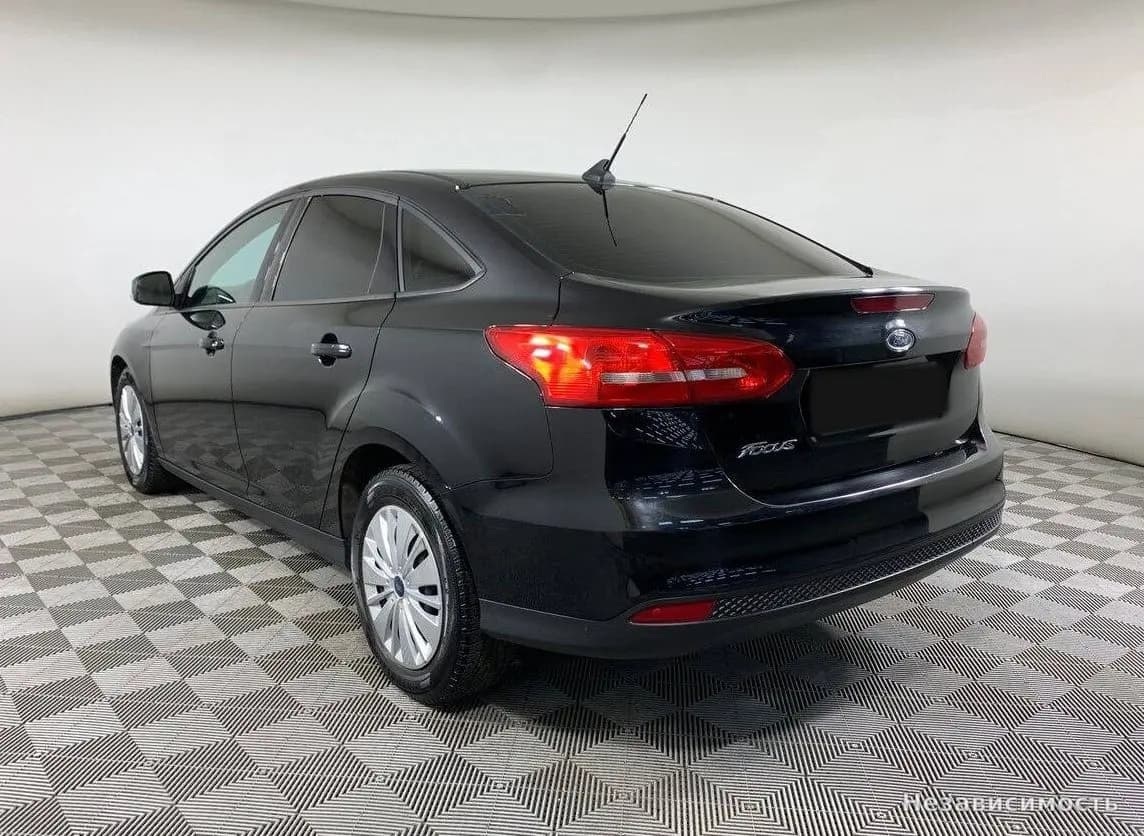 Ford Focus 2017 с пробегом — фото 7