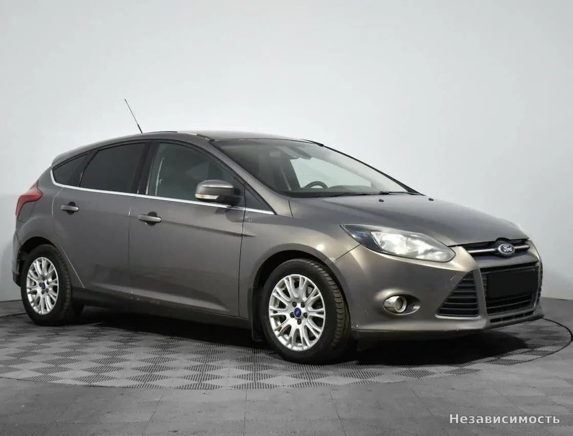 Ford Focus 2013 с пробегом — фото 3