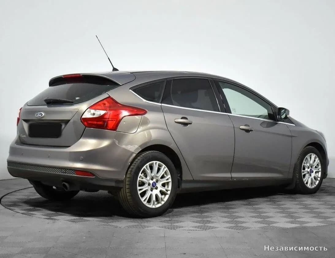 Ford Focus 2013 с пробегом — фото 4