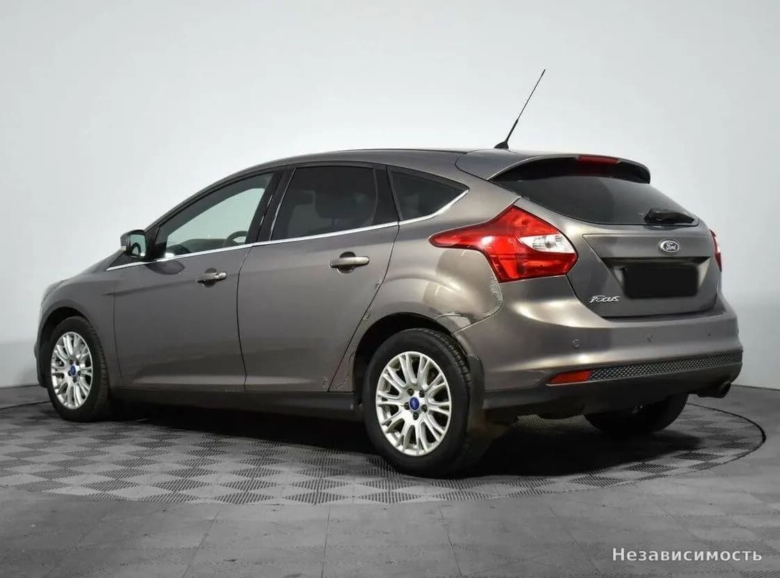 Ford Focus 2013 с пробегом — фото 6