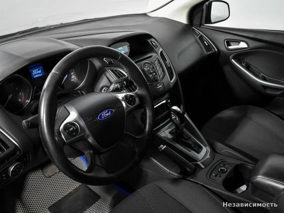 Ford Focus 2013 с пробегом — фото 7