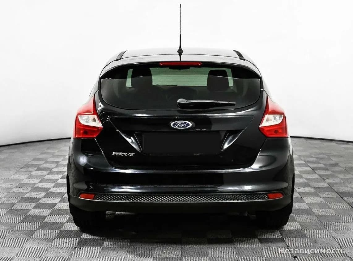 Ford Focus 2012 с пробегом — фото 6