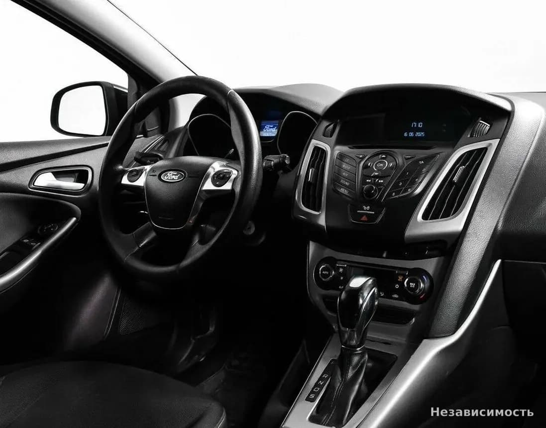 Ford Focus 2012 с пробегом — фото 9