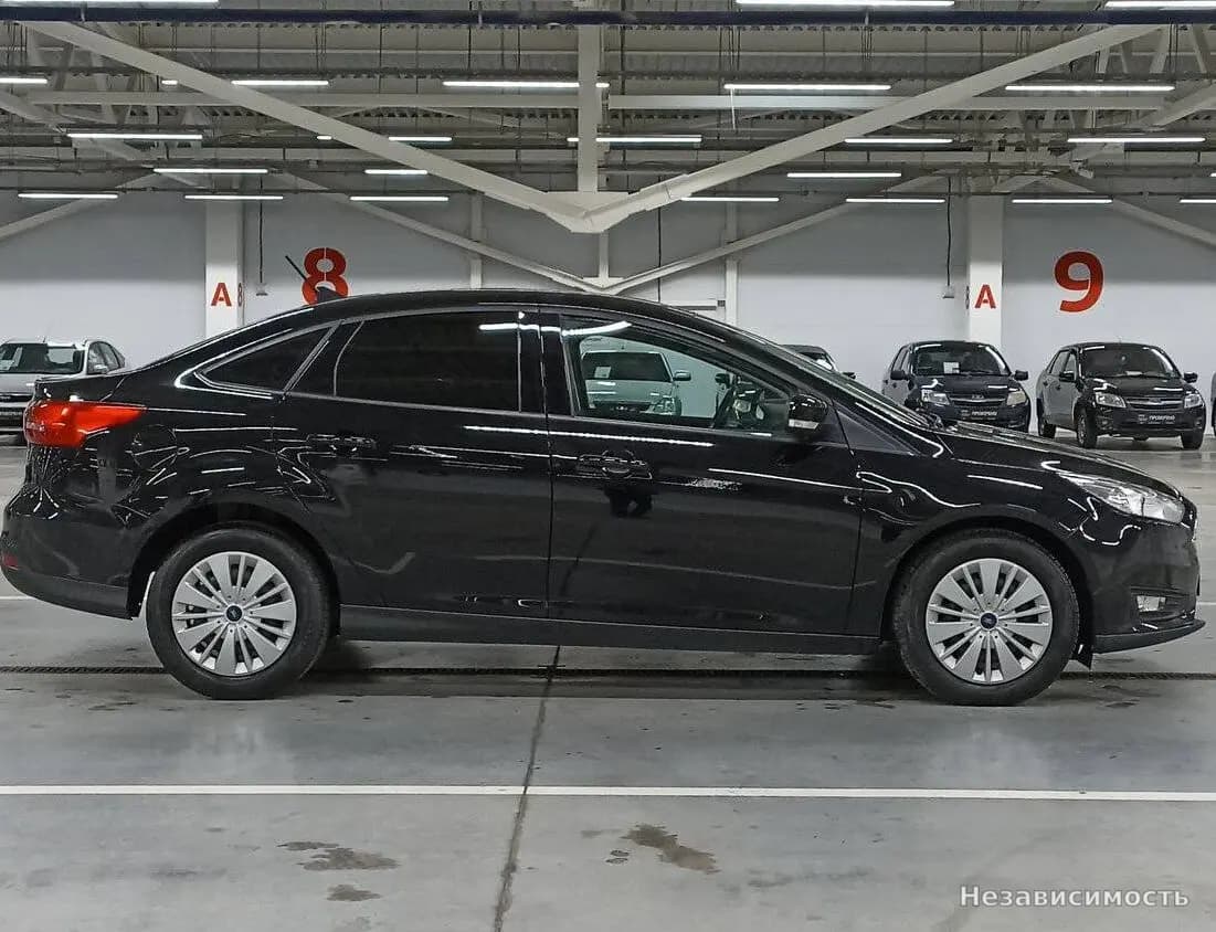 Ford Focus 2019 с пробегом — фото 4