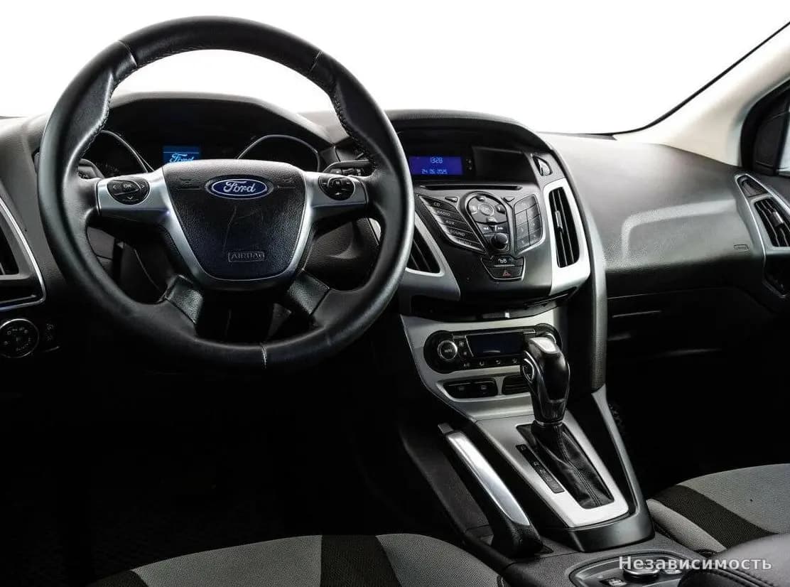 Ford Focus 2012 с пробегом — фото 9