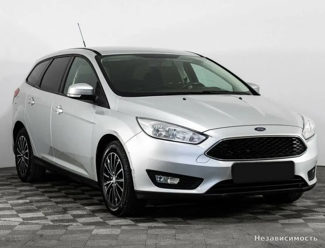 Ford Focus 2015 с пробегом — фото 3