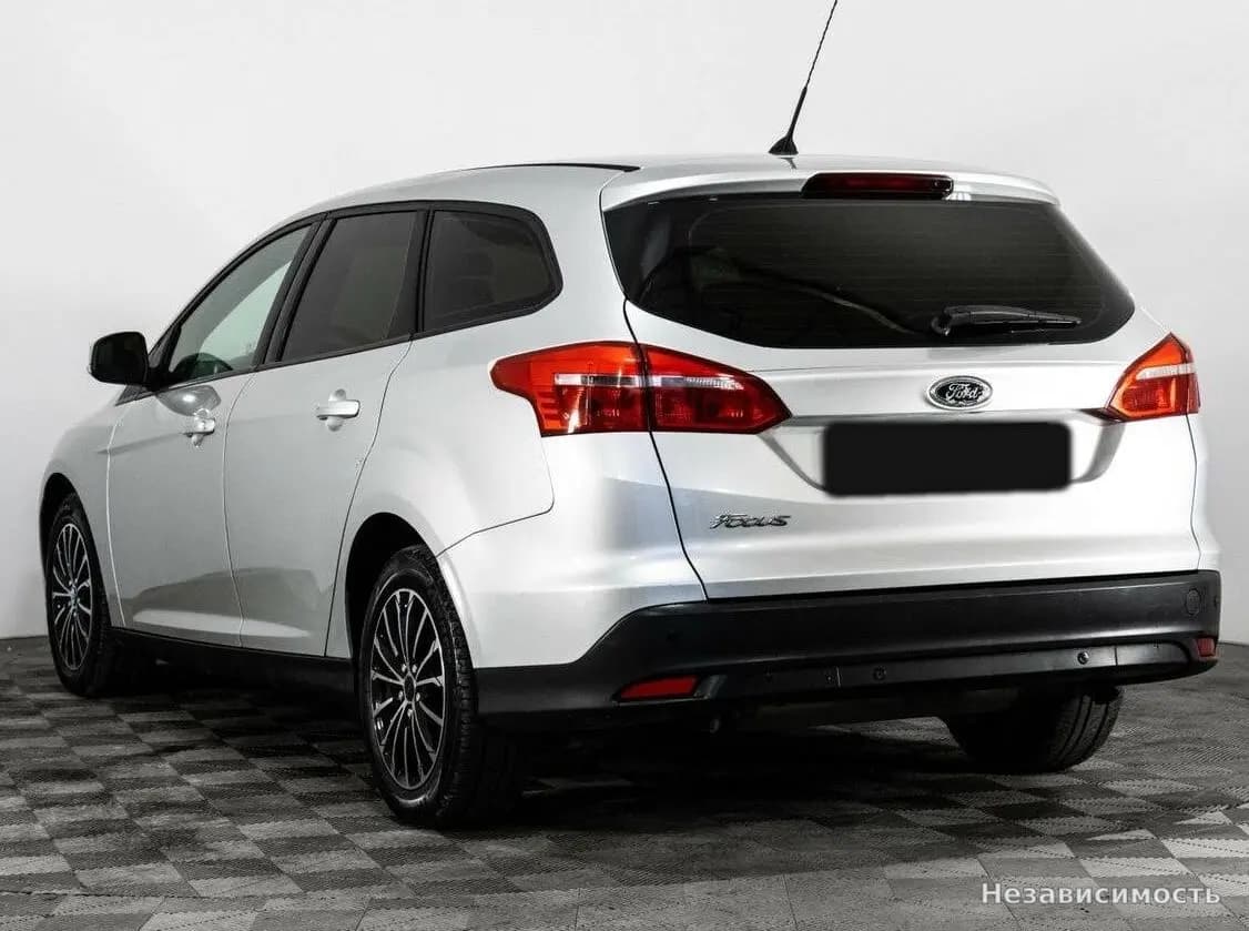 Ford Focus 2015 с пробегом — фото 6