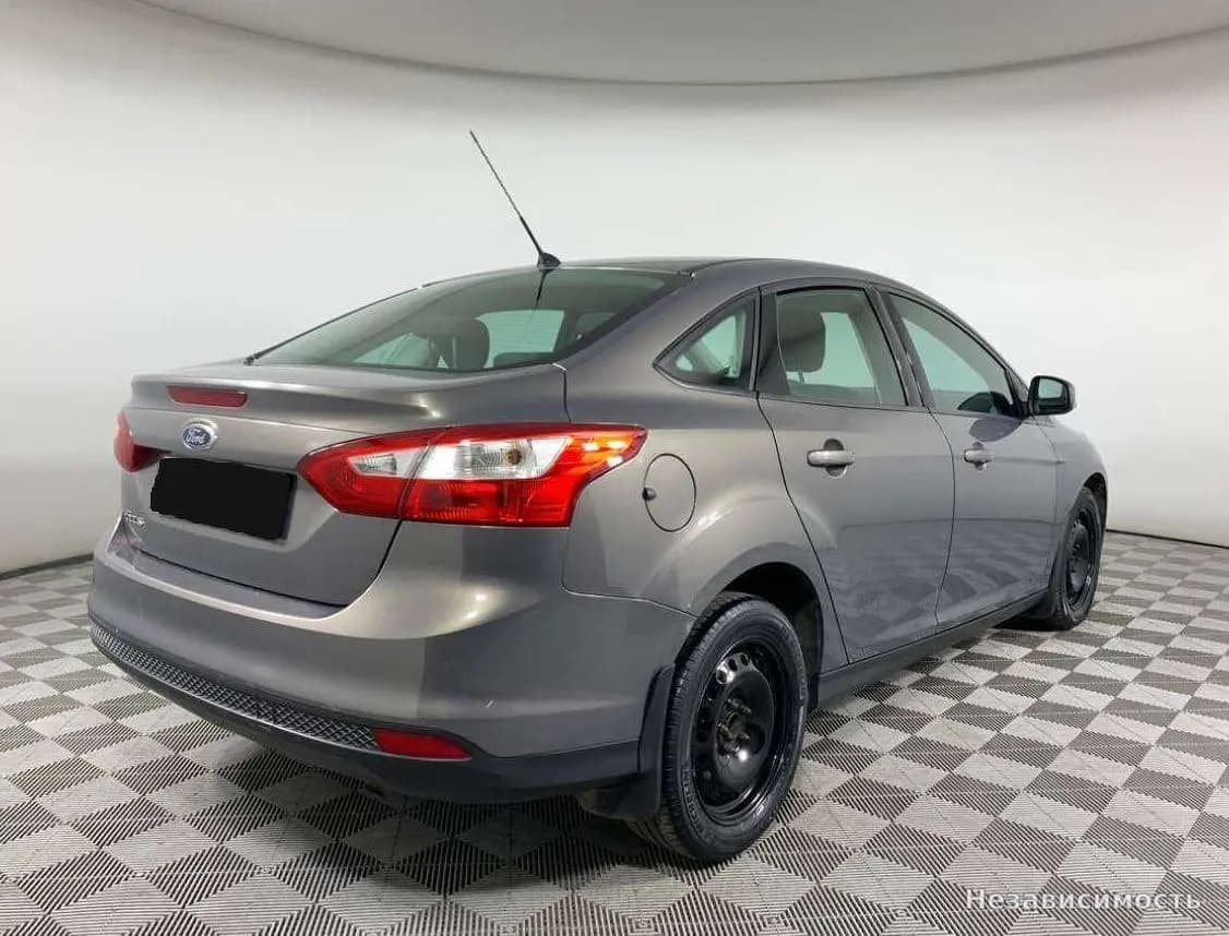 Ford Focus 2015 с пробегом — фото 5