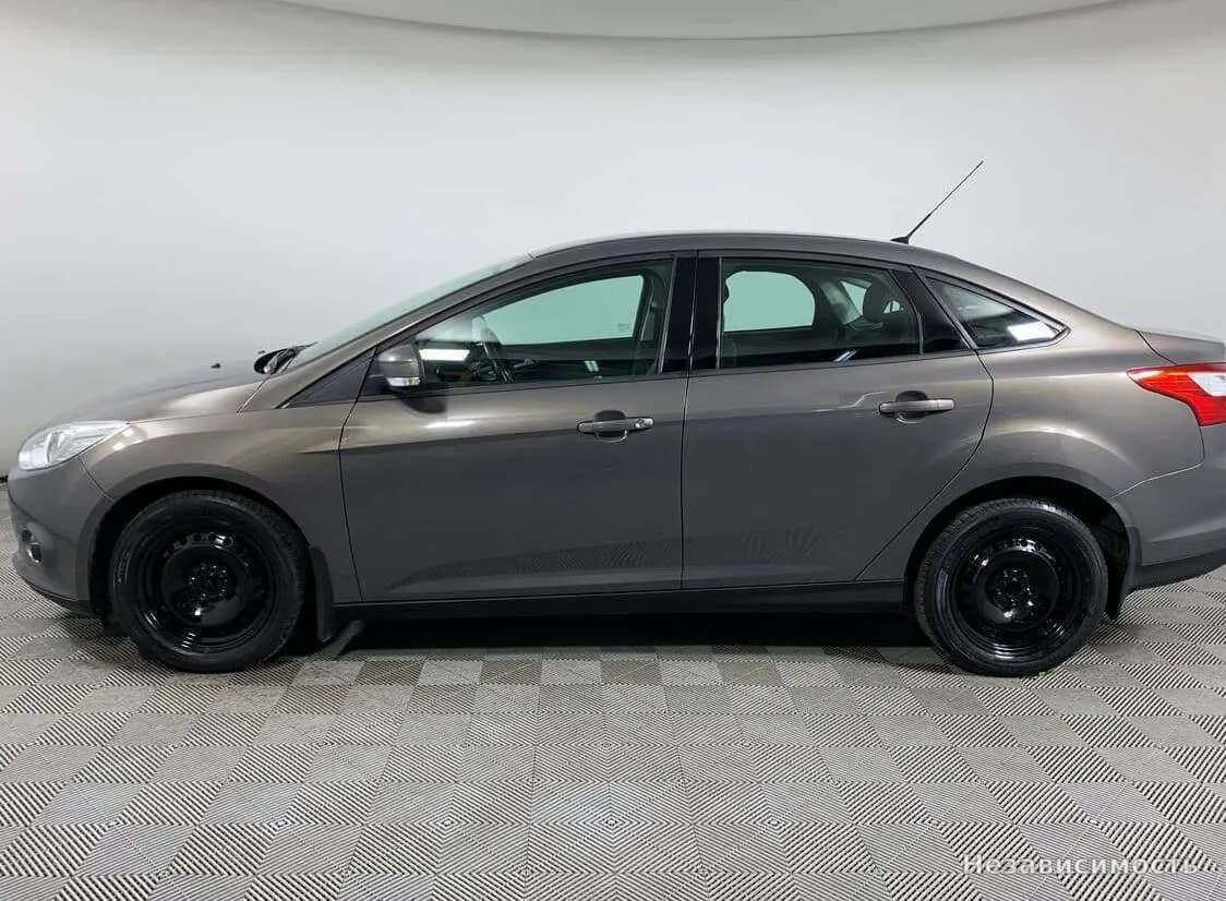 Ford Focus 2015 с пробегом — фото 8