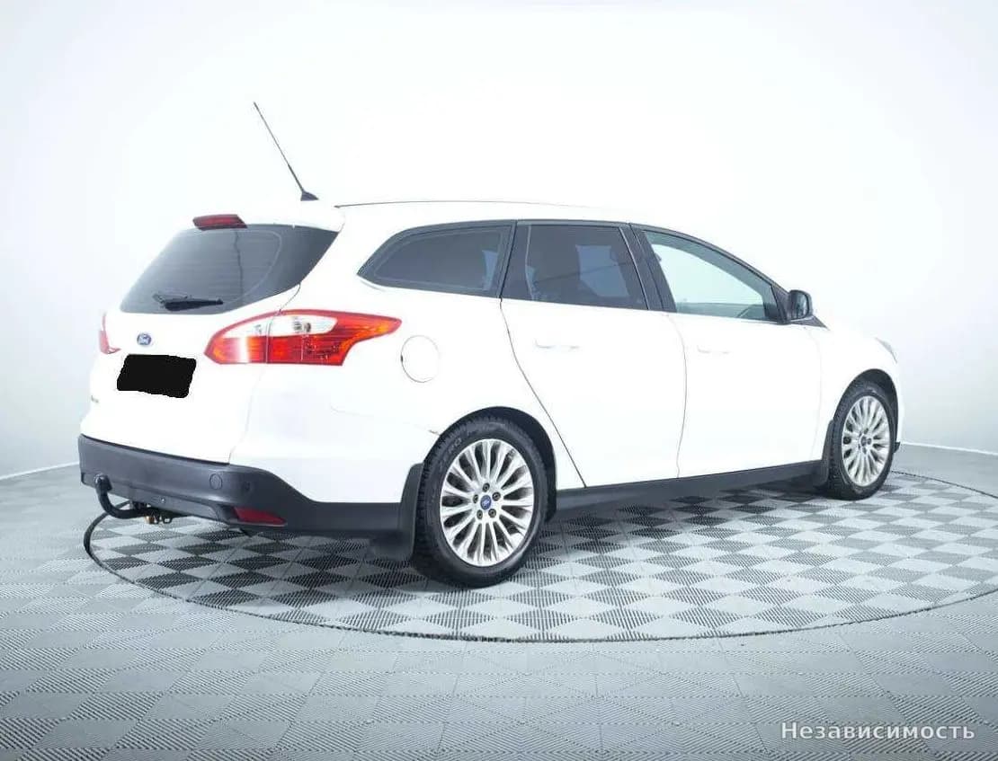 Ford Focus 2012 с пробегом — фото 5