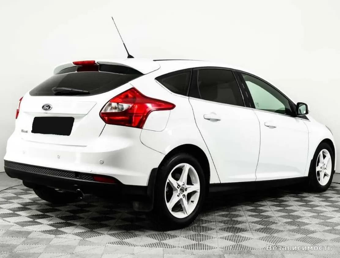 Ford Focus 2013 с пробегом — фото 4